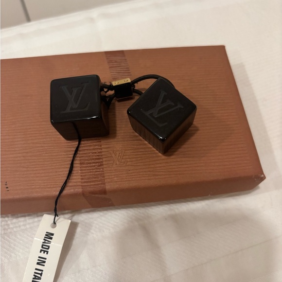 Louis Vuitton Dice hair tyes. Brand new with tags . Never used - Picture 1 of 3